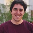 César González