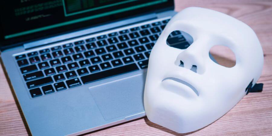 Indemnización inclusión indebida ficheros suplantación identidad