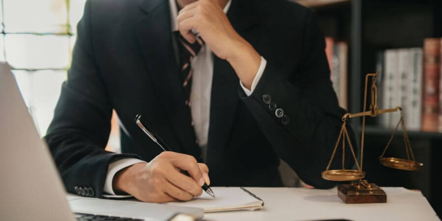 Acudir monitorio sin abogado